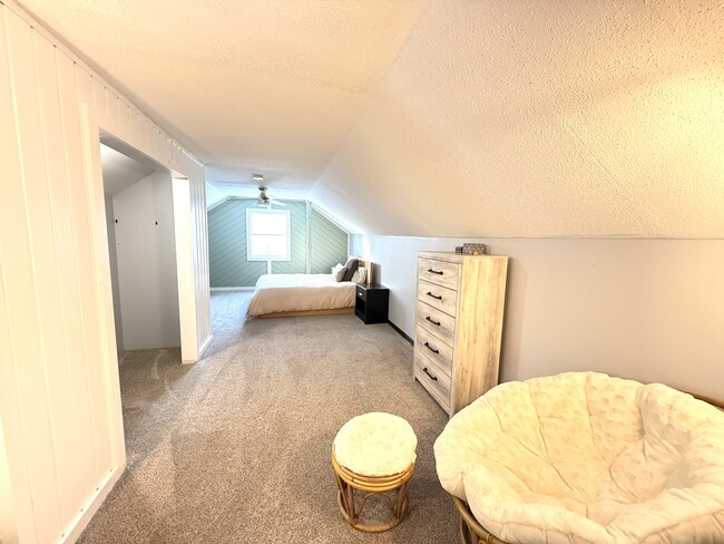 Photo - 5427 45th Ave N