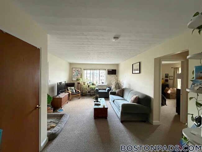 Building Photo - 11 Allen St Unit 10