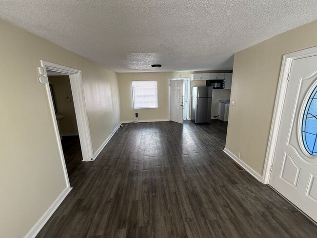 Photo - 3 Bedroom House - Large Storage Building a...