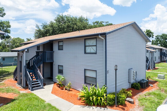 Building Photo - Palm River Owner LLC Rental
