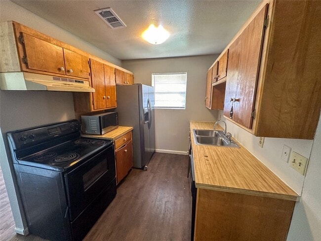 Photo - 103 S Burdette Ave