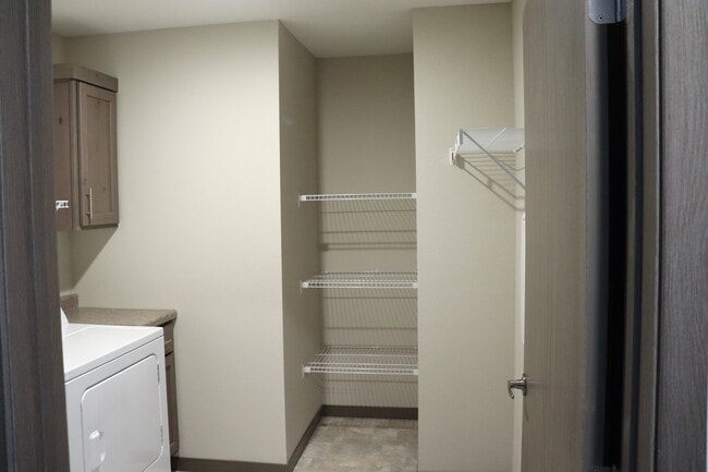 Thunder Hawk Apartments