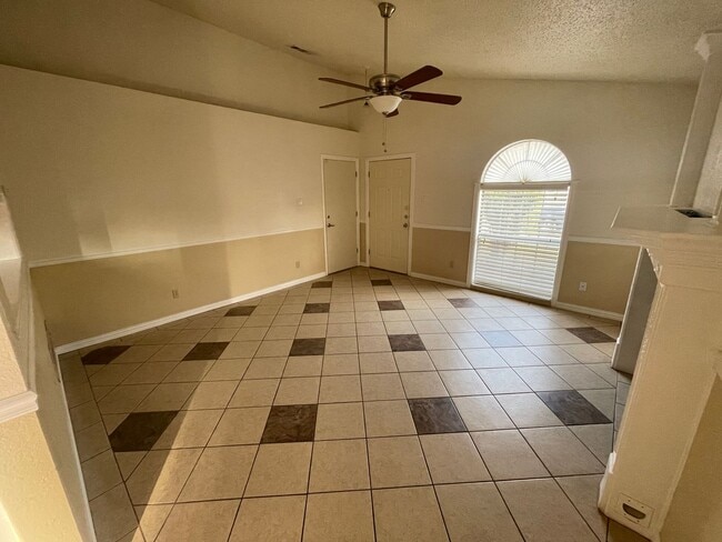 Photo - 2301 Dickens Dr