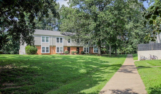 Building Photo - 2728 Gatewood Cir Rental