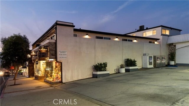 Photo - 577 Ramona Ave Unidad E