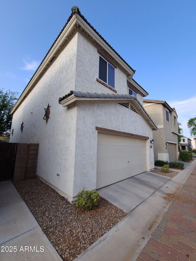 Photo - 4344 E Vest Ave