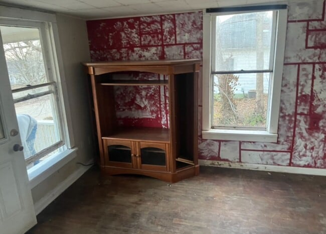 Photo - Handy Man Special! - $390 Month / $800 Down