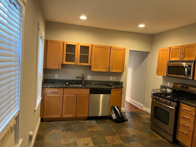 Photo - 23 Taft St Unit 1