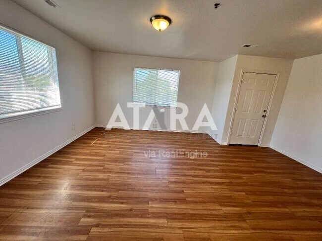 Photo - 4990 W 4850 S Unit 31 31