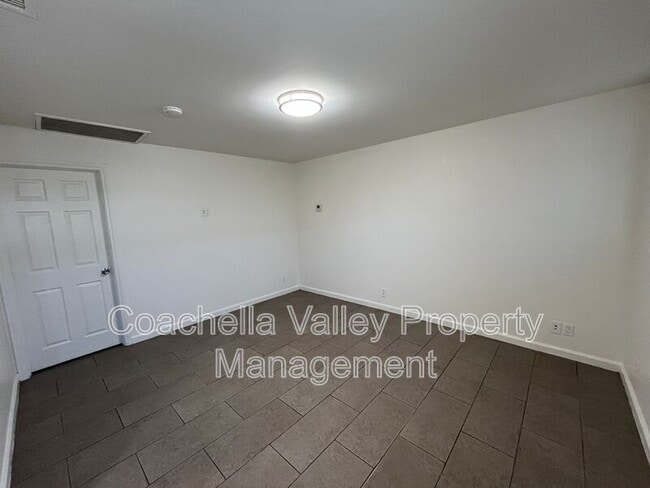 Photo - 85191 Bagdad Ave