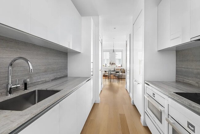 1 Wall St Unit 1523