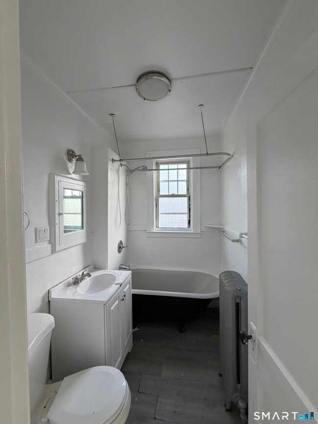 Photo - 106 Wadsworth St