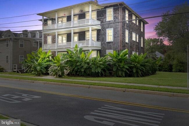 Building Photo - 104 Maple Ave Rental