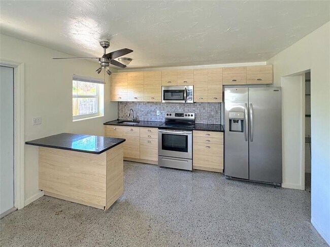 Photo - 1219 NE 5th Terrace Apartment Unit 1