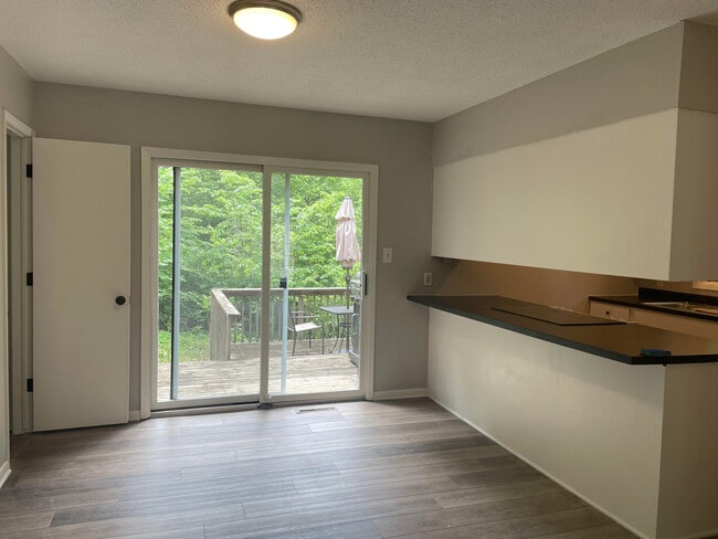 Photo - 1322 Randall Pl
