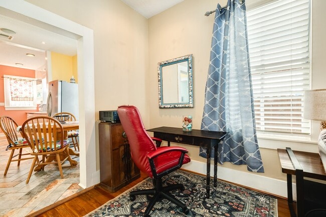 Photo - 4123 Avenue Q