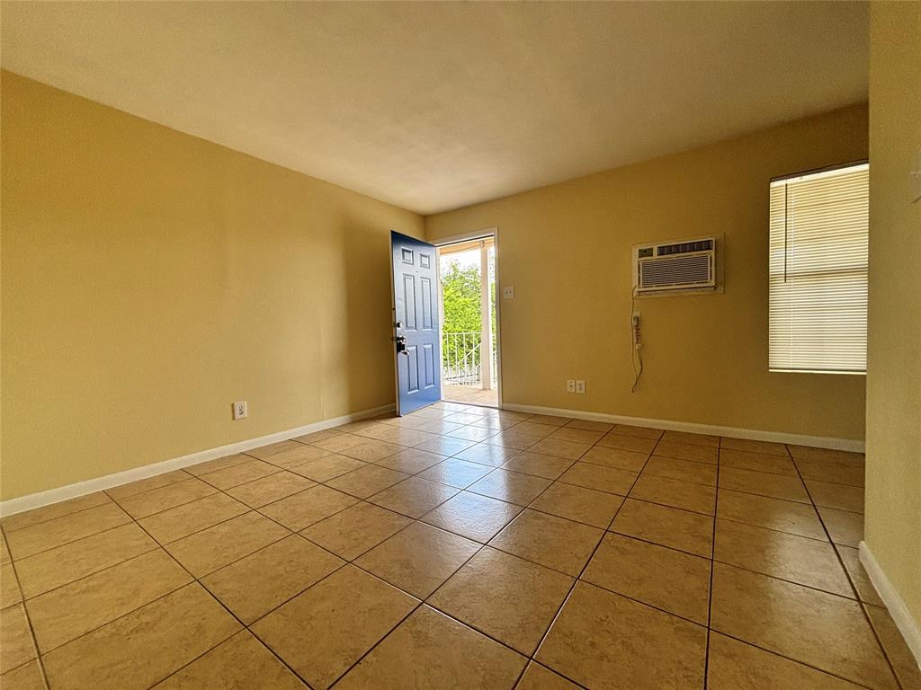 Photo - 1206 Bundrant Dr Unit 16