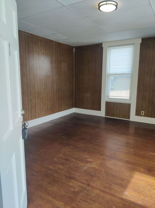 319 S GREEN