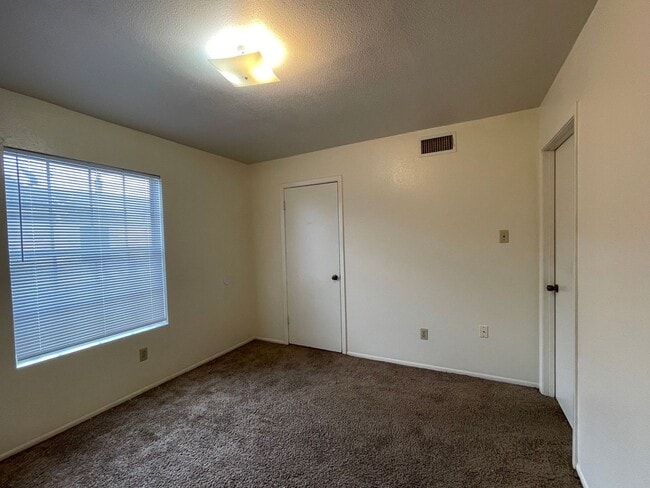 Photo - 8840 Glen Meadow Ln