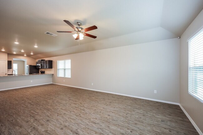 Photo - 10231 Barbeque Bay