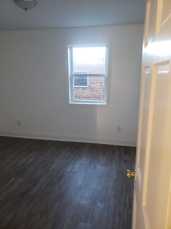 Photo - 850 Bleecker St Unidad 3