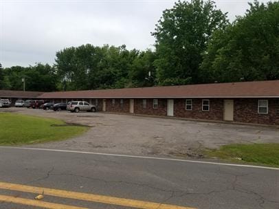 Photo - 915 N Harmony Rd