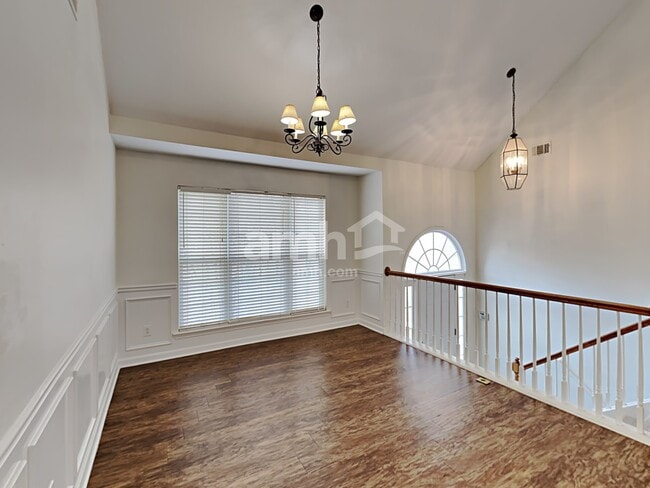 Photo - 3604 McPhail Dr NW