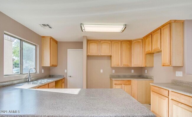 Photo - 21732 W Sonora St