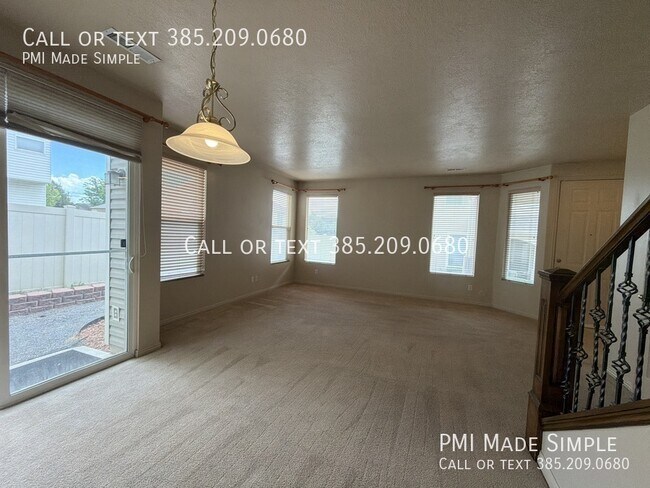 Photo - 2954 1310 W