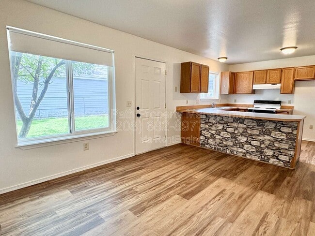 Photo - 801 N Brigger St Unit E