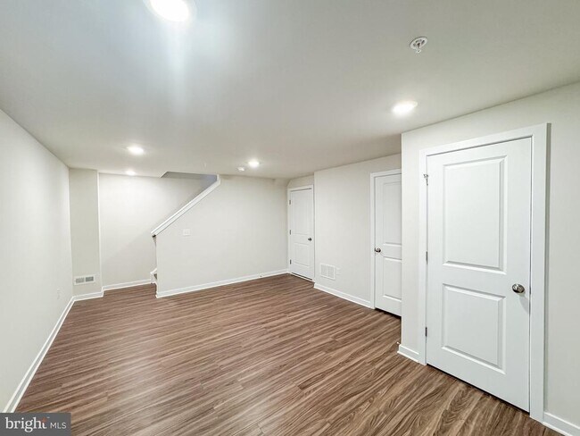 Photo - 113 Four Leaf Dr