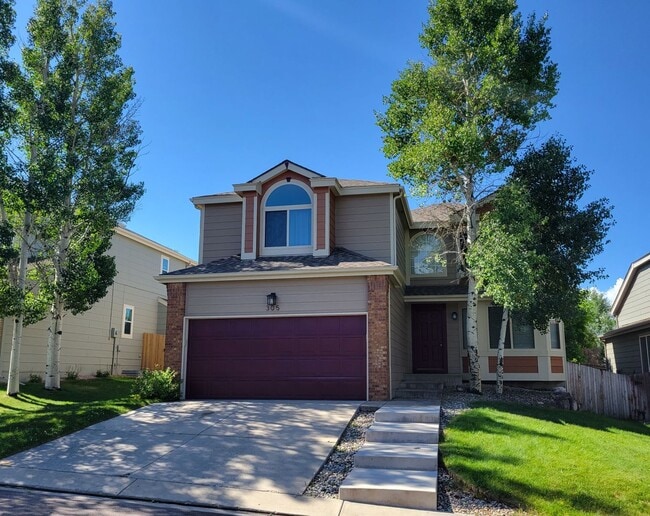 Building Photo - 305 Holbrook St