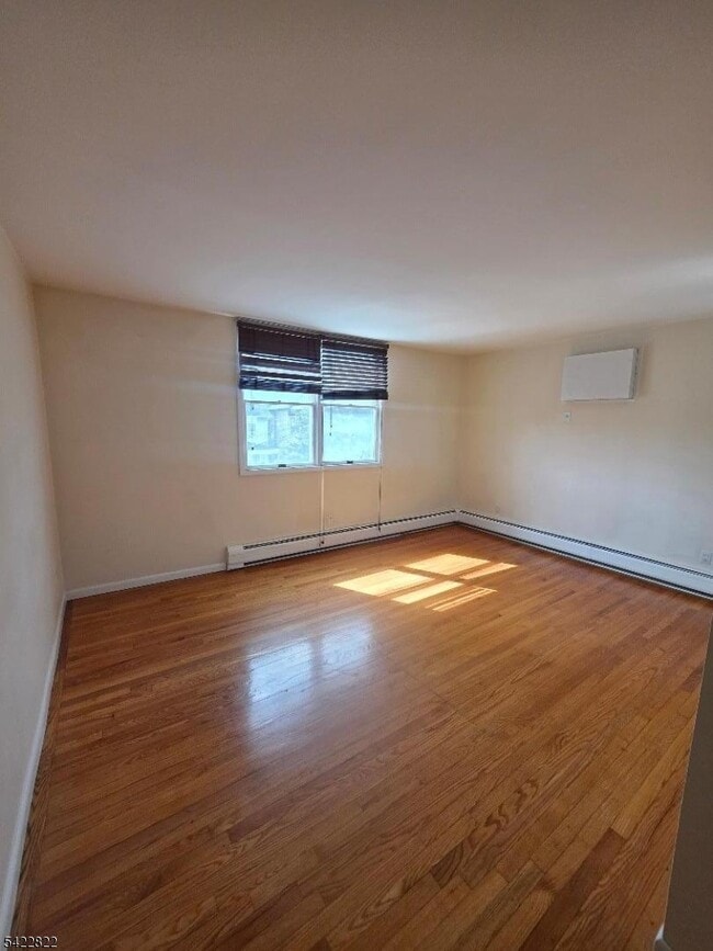 Photo - 238 Sherman St