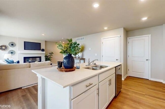 Photo - 4783 172nd St Unit 4783 172nd St