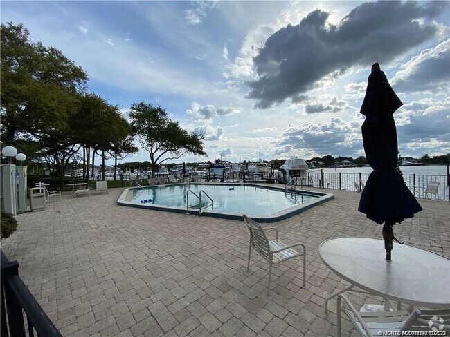 Building Photo - 3901 SE St Lucie Blvd Unit D-29 Rental