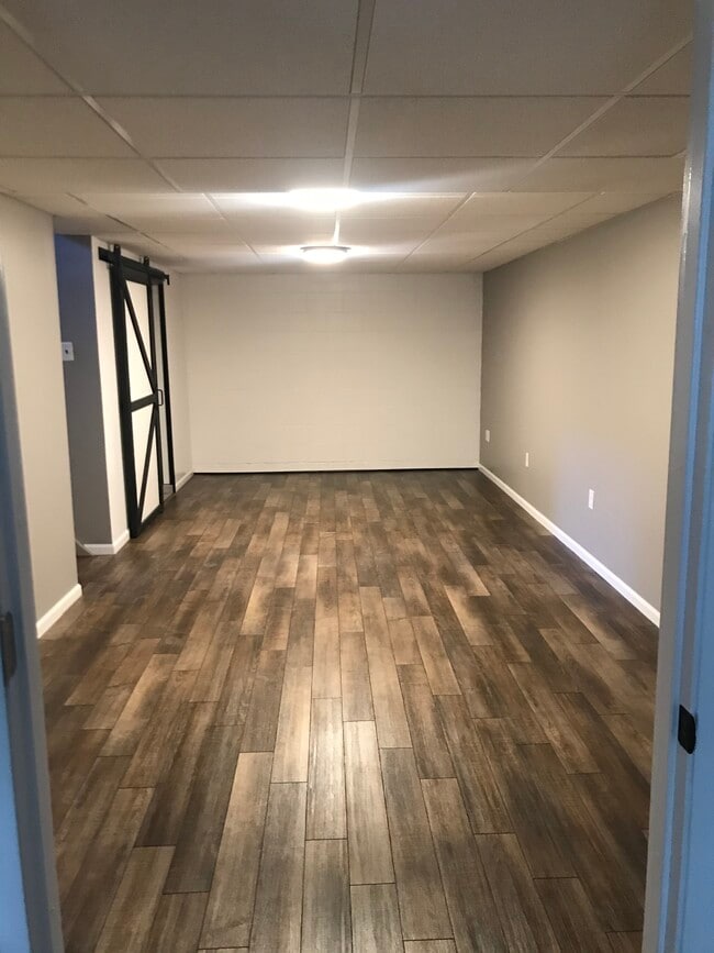 Basement family room - 2414 W 5th St