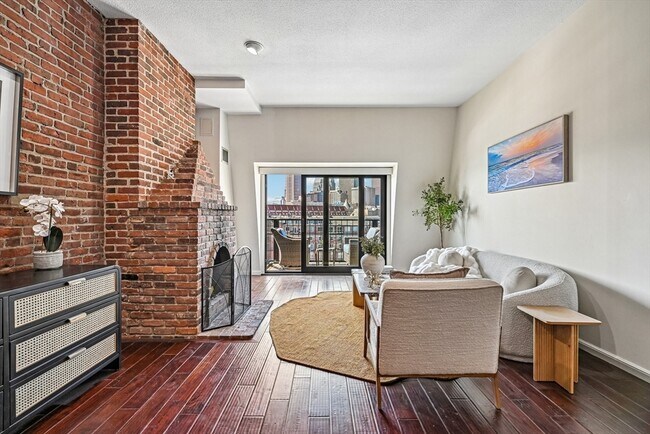 Photo - 28-32-32 Atlantic Ave Unit 628