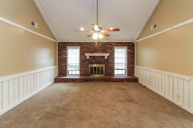 Photo - 6708 Henredon Dr