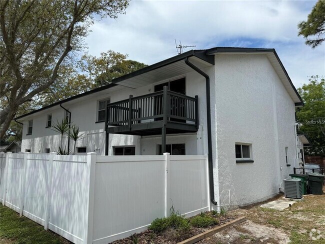 Building Photo - 310 7th St N Unit A Rental