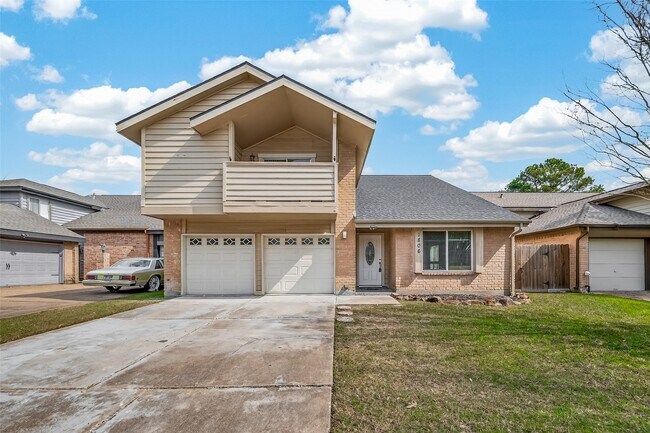 Photo - 1806 Foxlake Dr