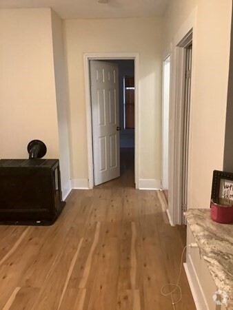 Building Photo - 37 Winter St Unit 3F Rental