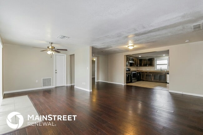 Photo - 3103 Lloyd Dr