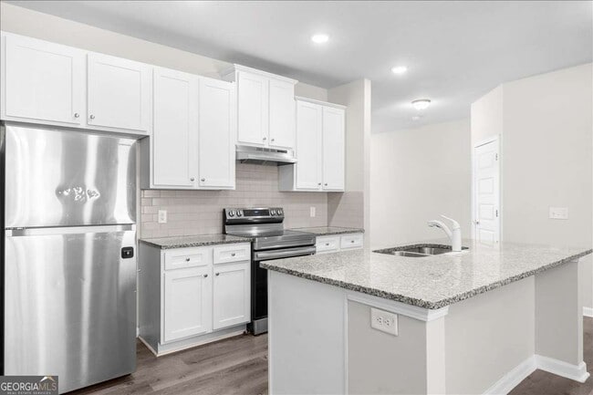 Photo - 208 Harrison St