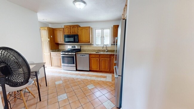 Photo - 54 Linwood St Unit 2