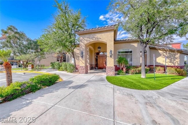 Photo - 4400 S Jones Blvd Unit 2103