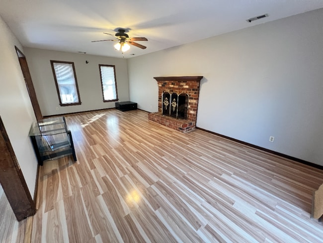 Photo - 11906 Lockett Ridge Pl