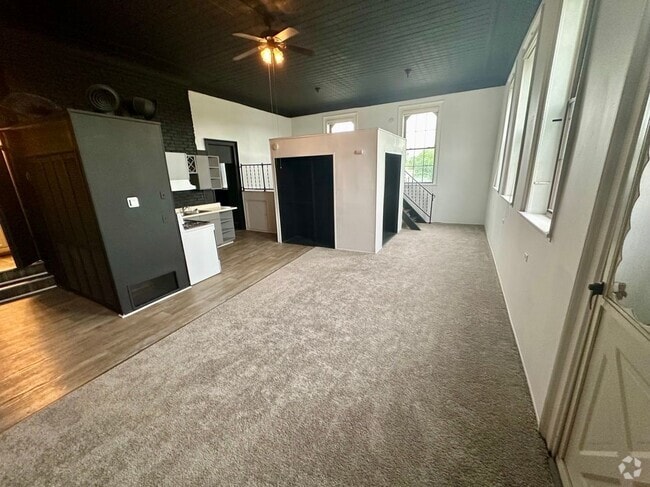 Building Photo - 432 4th Ave Rental