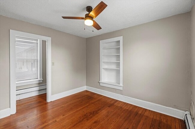 Photo - 329 E Union St Unit 3