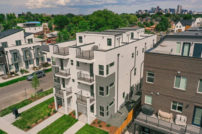 Building Photo - 1294 Stuart St Rental