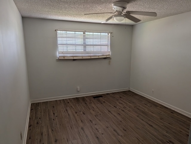 Photo - 3925 Westlawn Pl